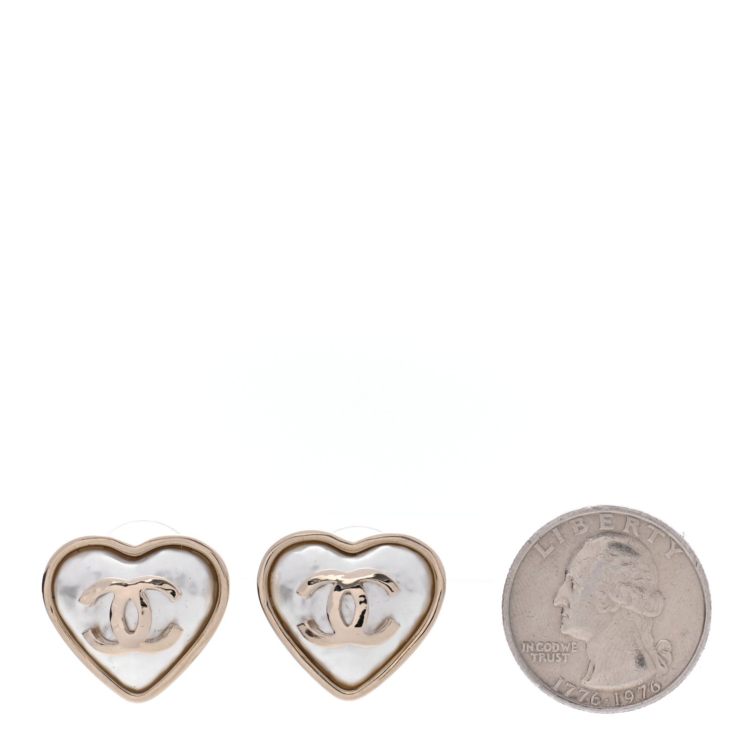 Chanel Pearl CC Heart Earrings Gold 2 of 5