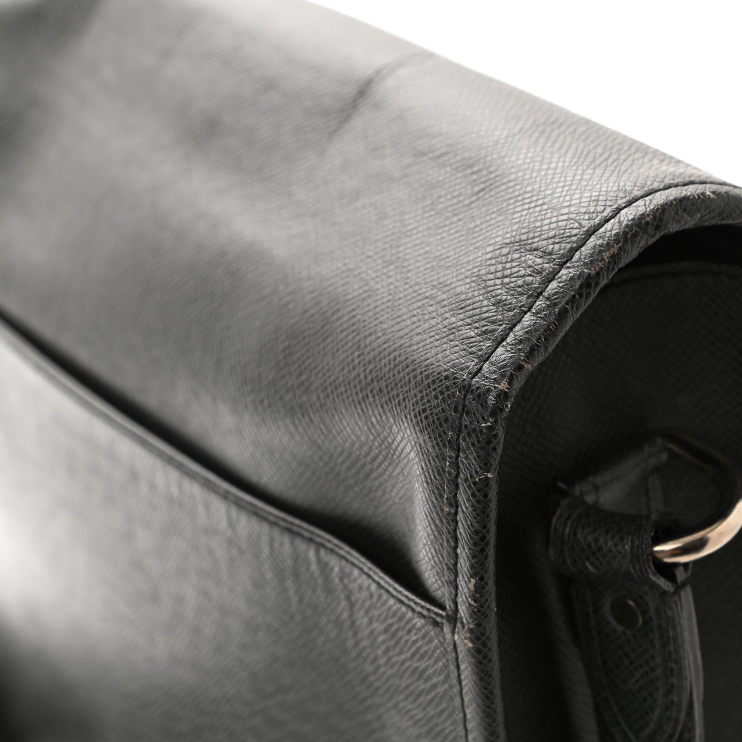 Louis Vuitton Taiga Alexei Messenger Ardoise 14 of 14