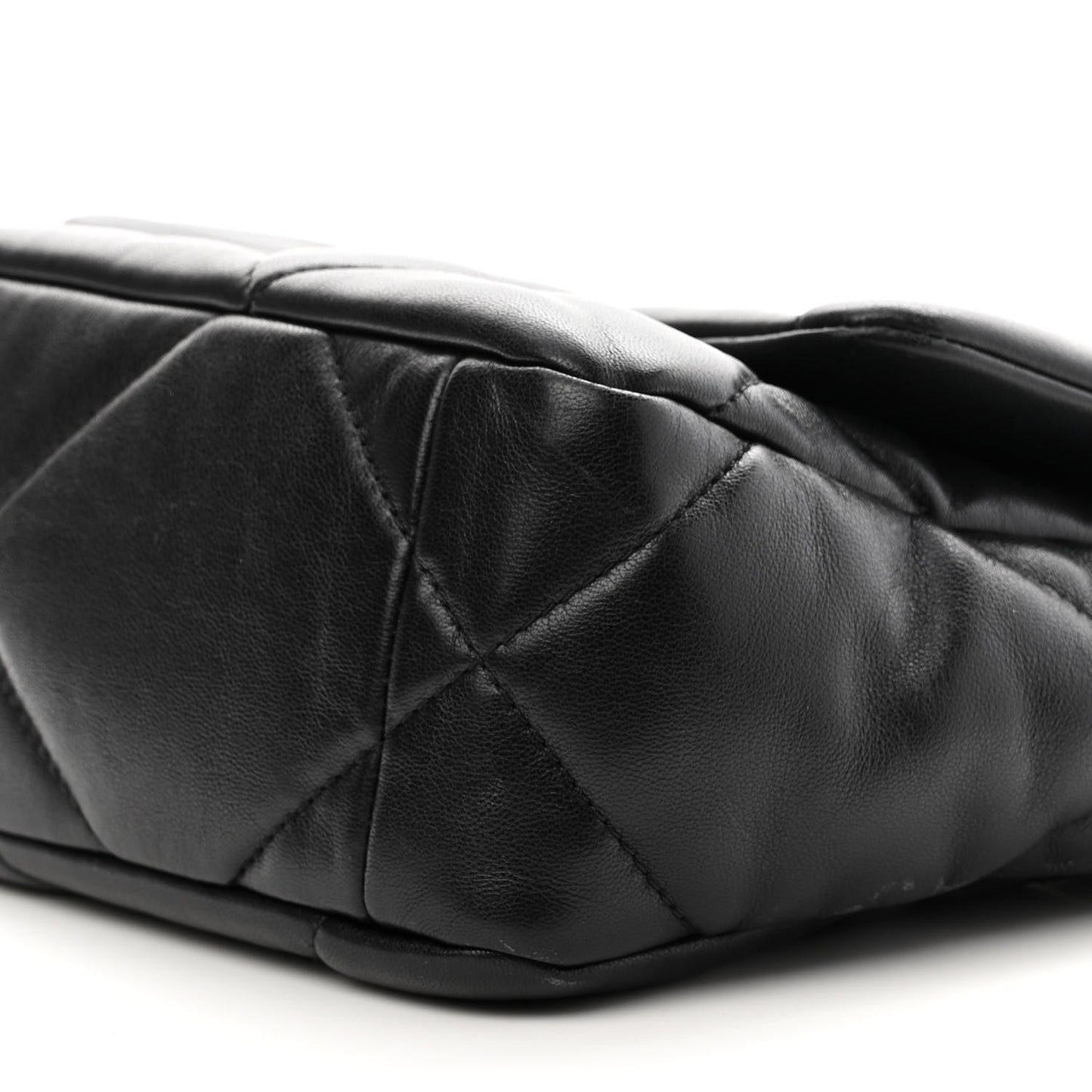 Lambskin Quilted Medium Chanel 19 Flap Black