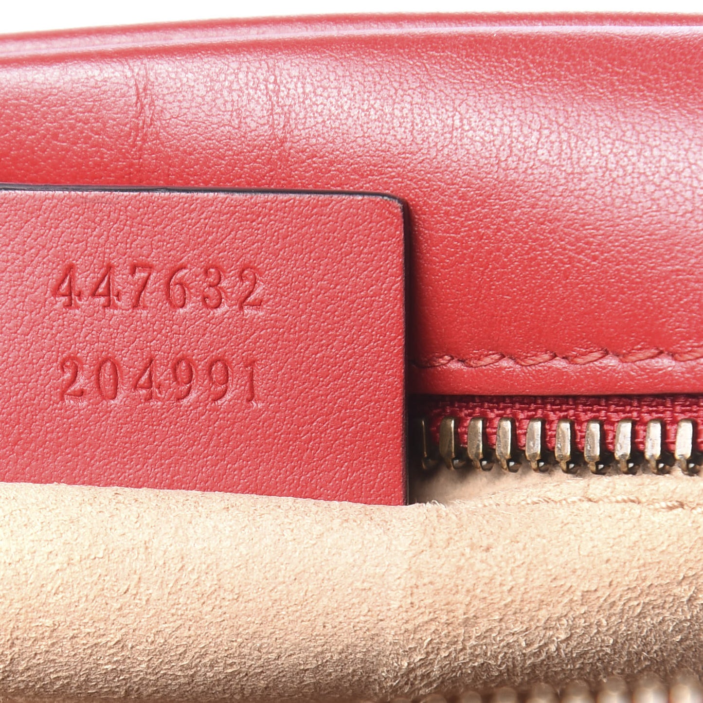 Calfskin Matelasse Small GG Marmont Chain Shoulder Bag Hibiscus Red