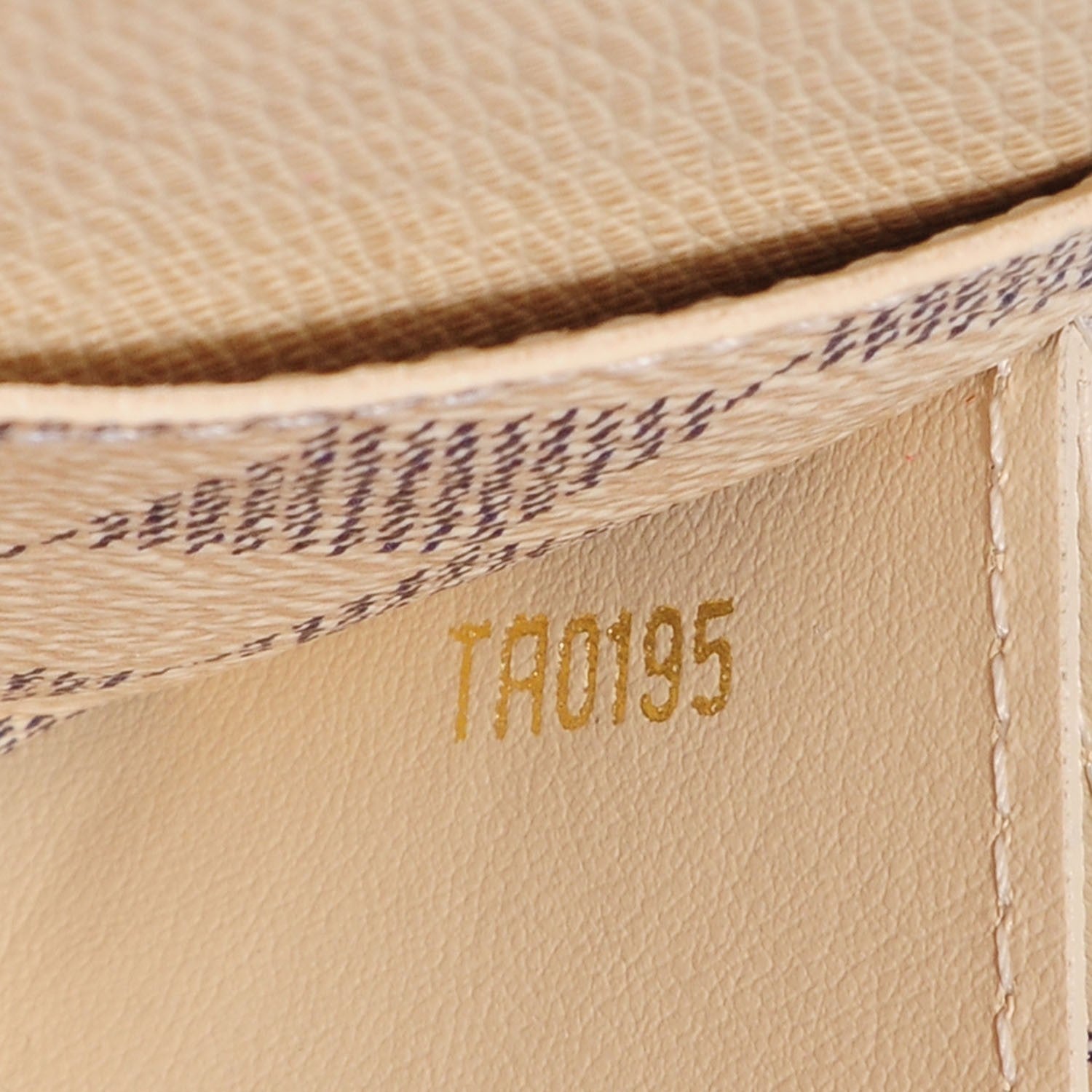 Louis Vuitton Damier Azur Emilie Wallet 6 of 7