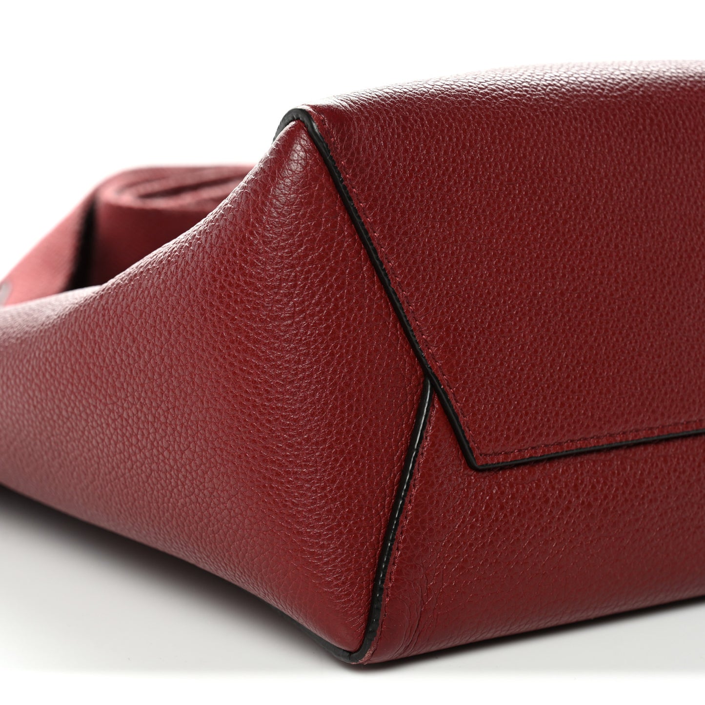 Soft Grained Calfskin Small Sangle Bucket Bag Burgundy