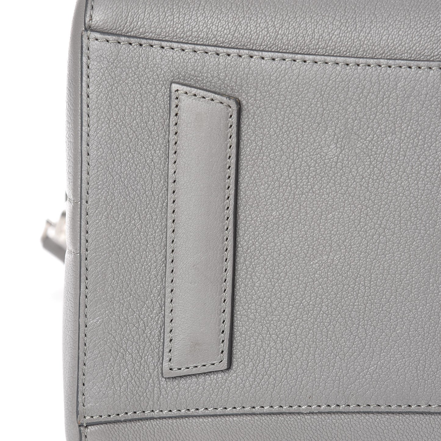 Sugar Goatskin Medium Antigona Pearl Grey
