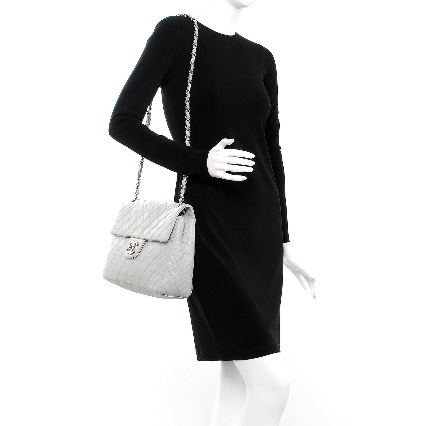Caviar Quilted Maxi Single Flap Light Grey