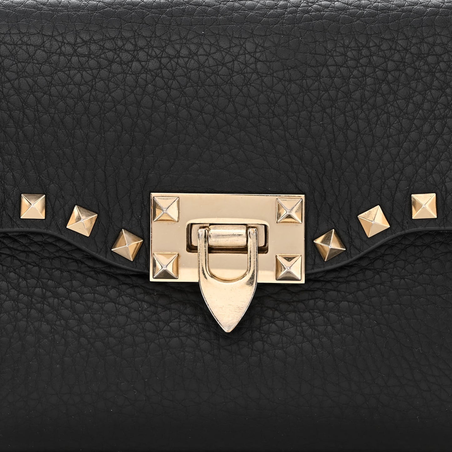 Pebbled Calfskin Medium Rockstud Flip Lock Crossbody Bag Black