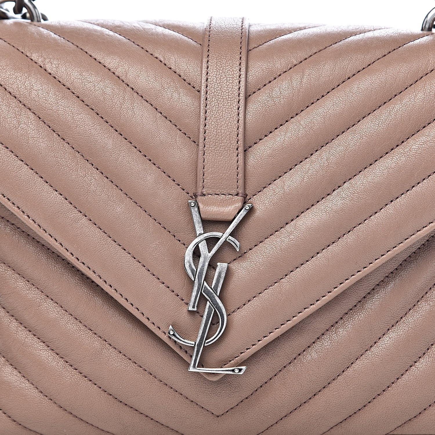 Saint Laurent Sheepskin Matelasse Chevron Monogram Medium College Bag Fard 12 of 12