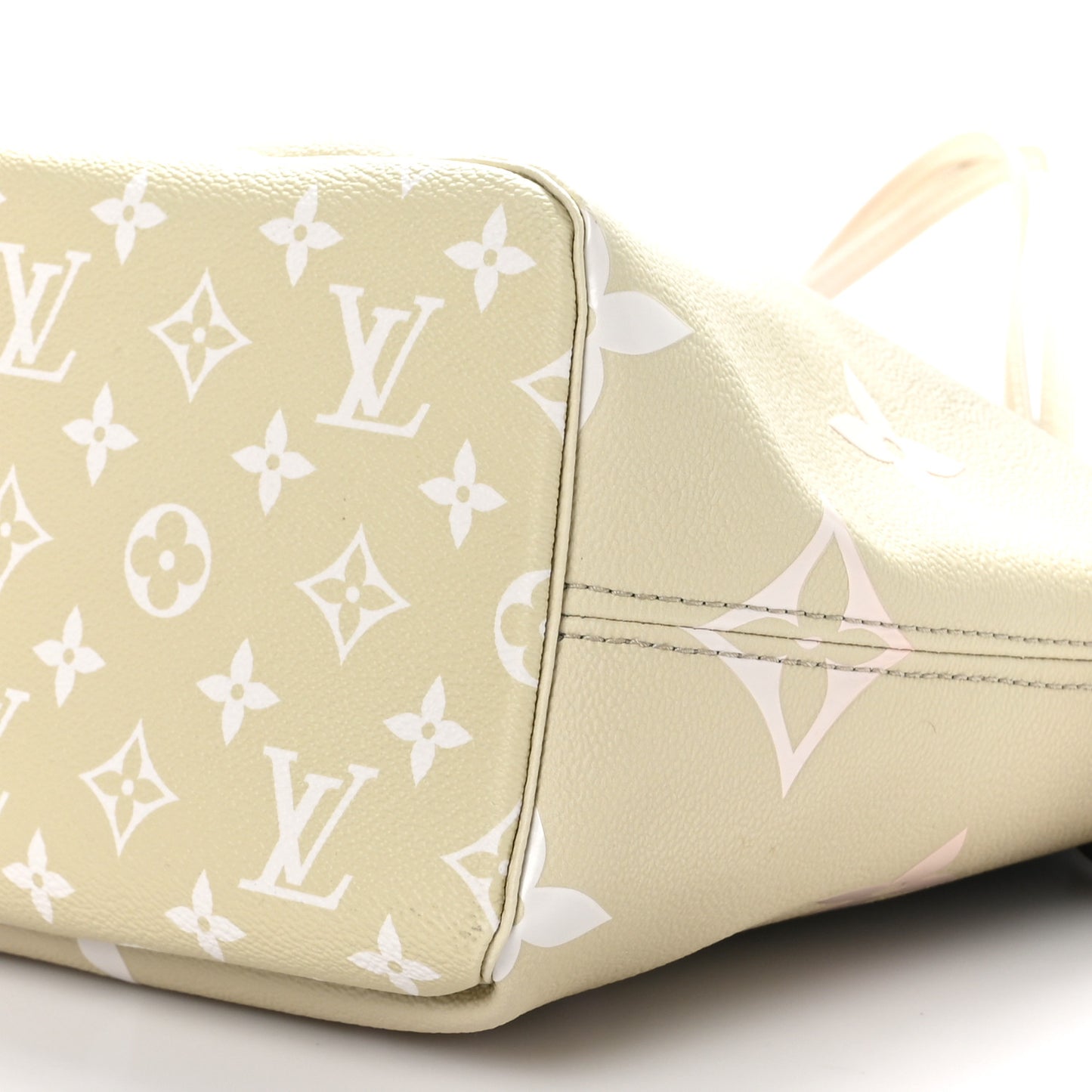 Monogram Giant Spring In The City Neverfull MM Sunset Kaki