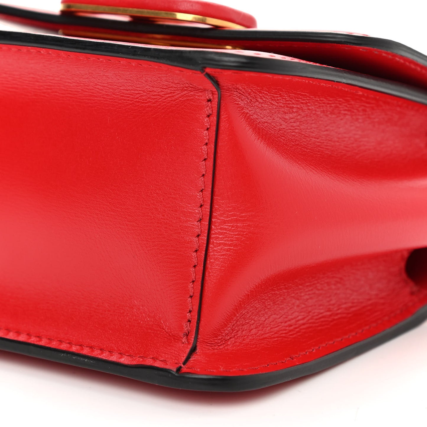 Smooth Calfskin Micro VSling Shoulder Bag Rouge Pur