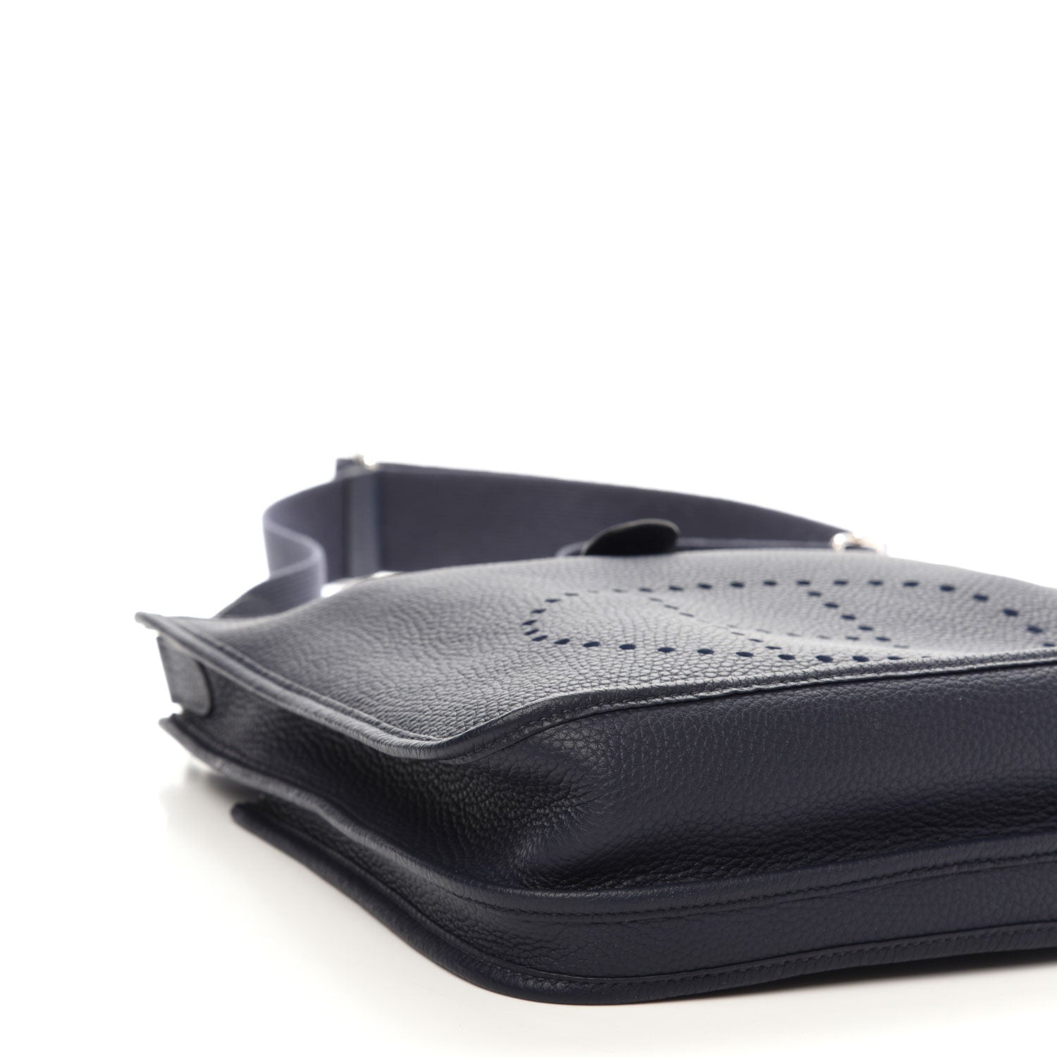Hermes Taurillon Clemence Evelyne III PM Bleu Nuit 7 of 10