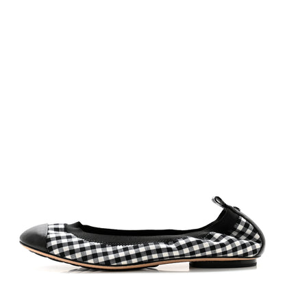 Chanel Fabric Checkered CC Elastic Cap Toe Ballerina Flats 39 Black White 1 of 11