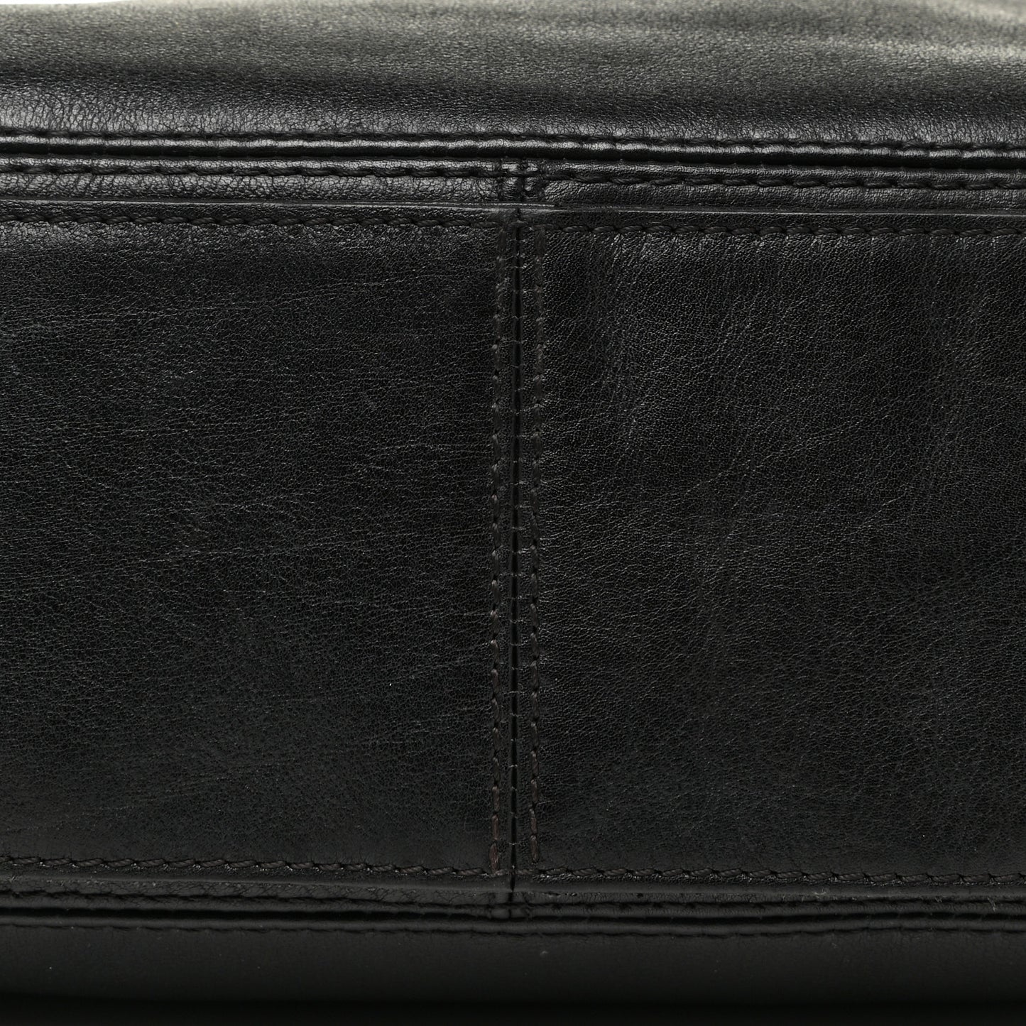 Lambskin Messenger Black