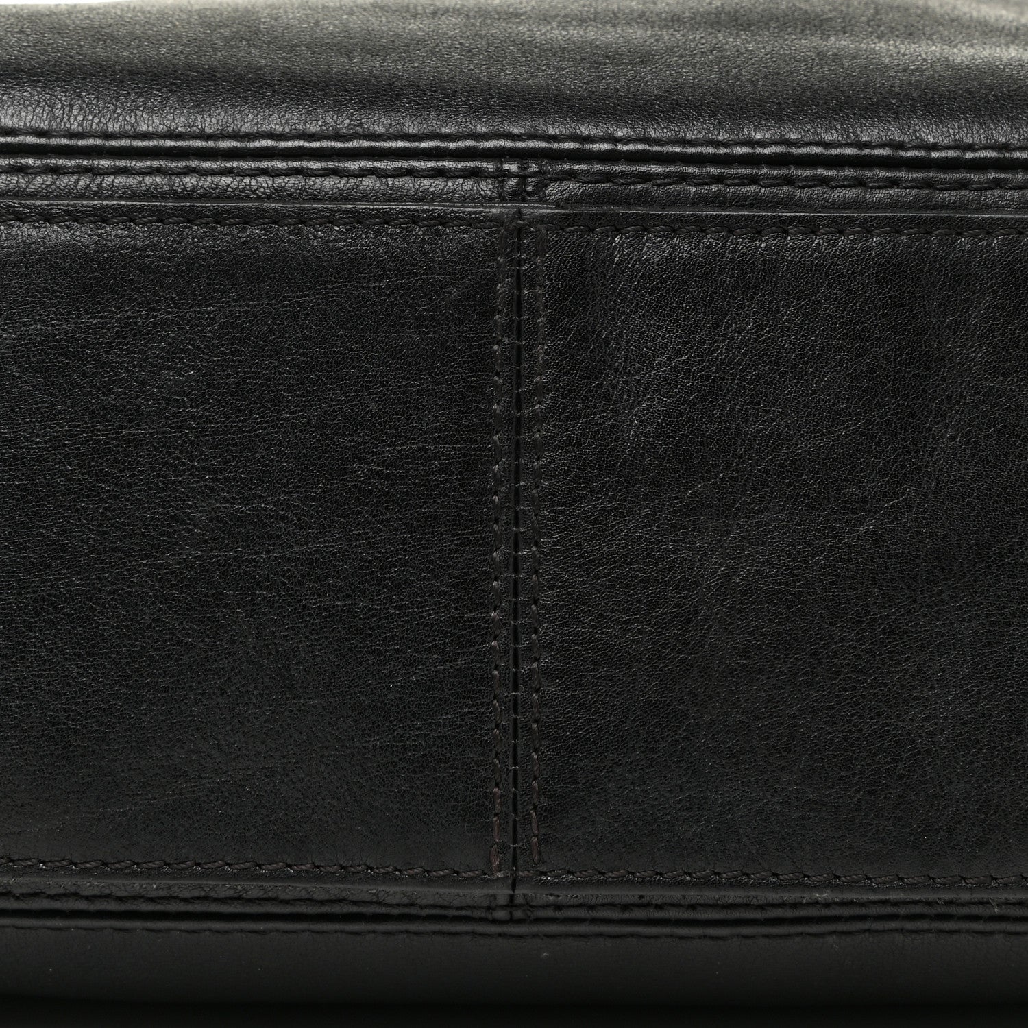 Chanel Lambskin Messenger Black 20 of 20