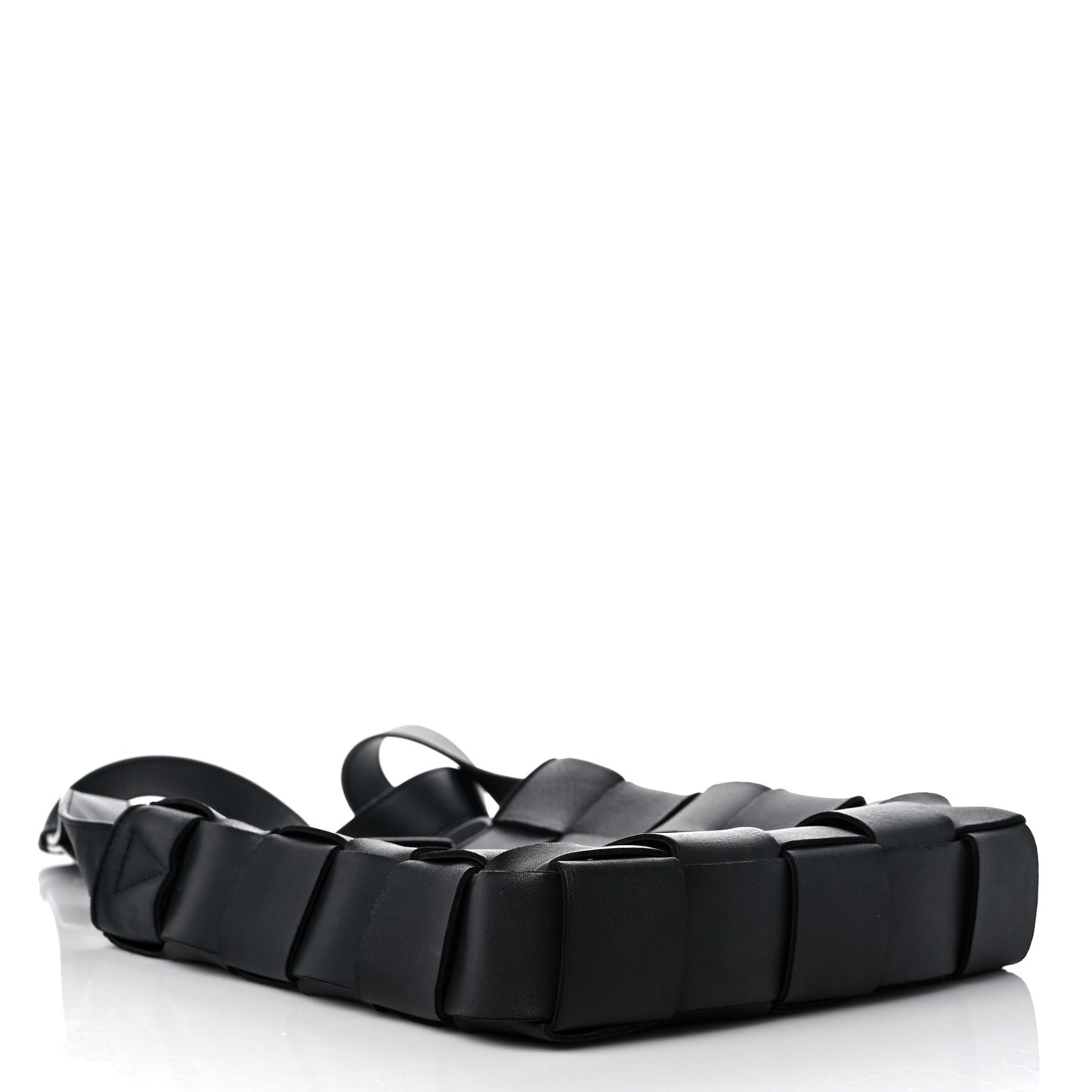 Lambskin Maxi Intrecciato Cassette Messenger Black