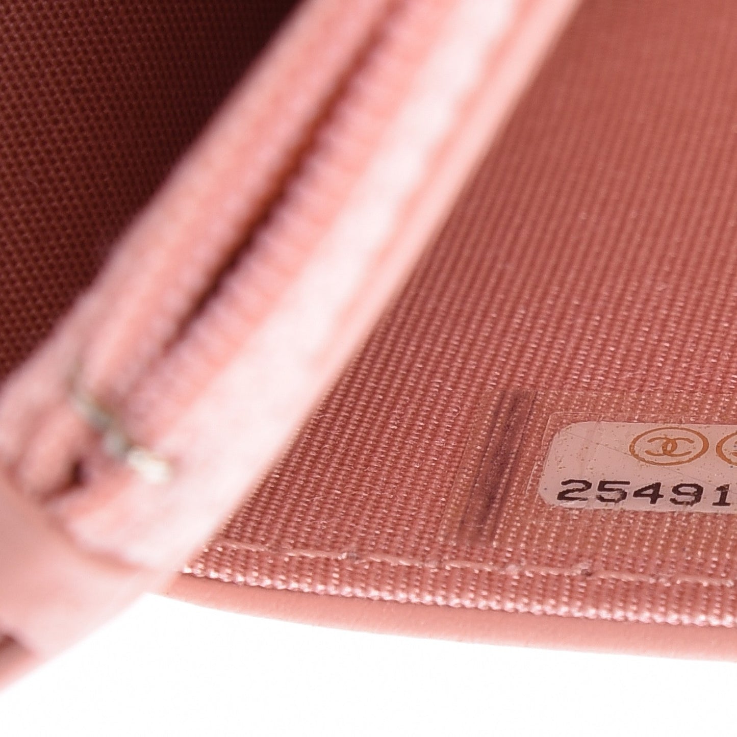 Caviar Quilted Boy Wallet On Chain WOC Pink