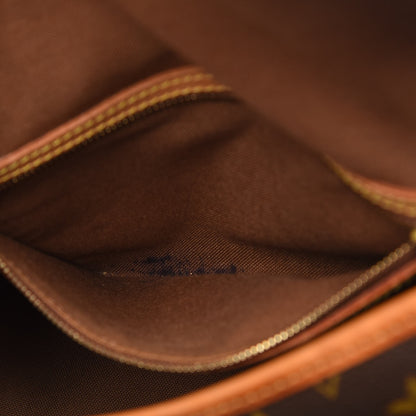 Louis Vuitton Monogram Sologne 17 of 17