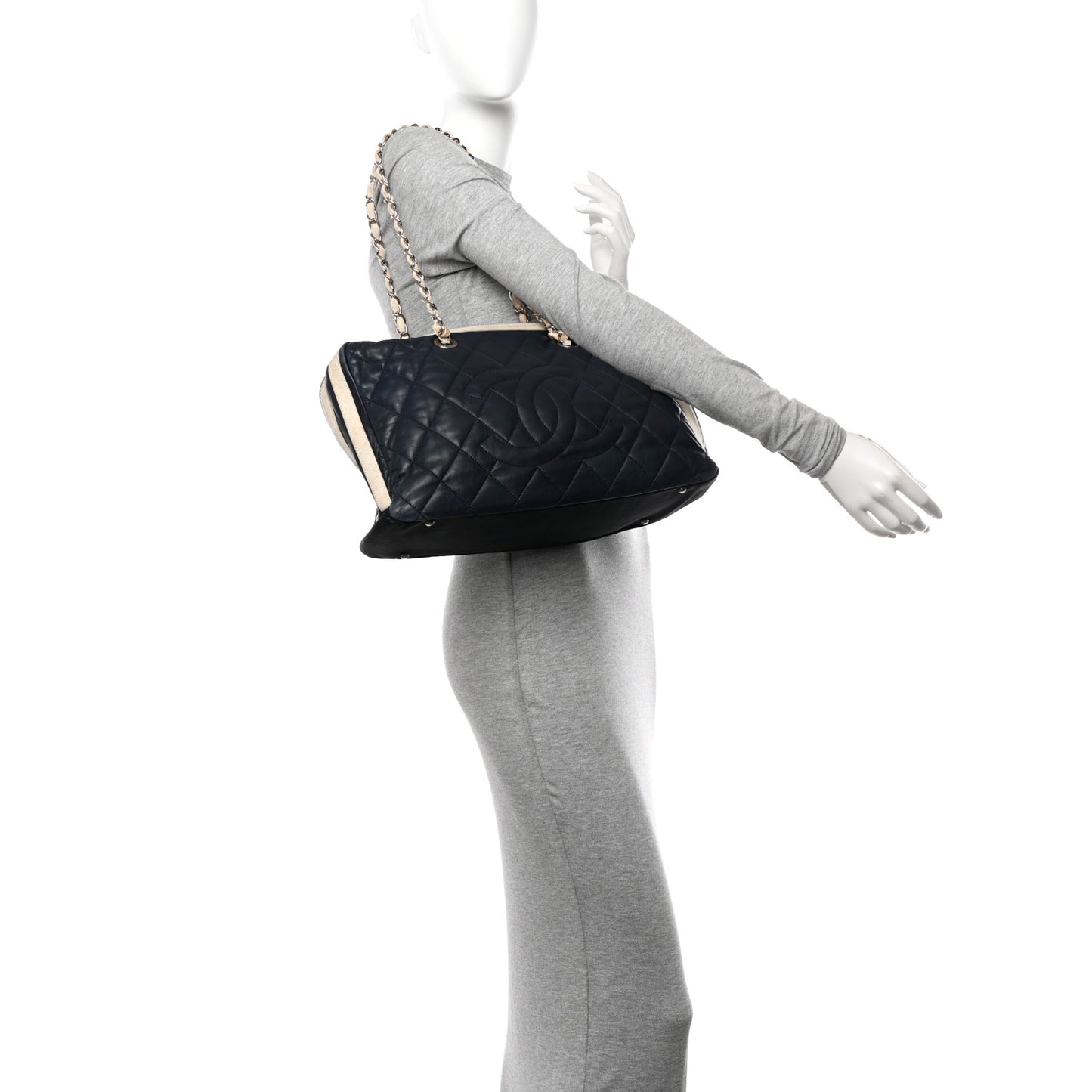 Lambskin Quilted Lido Shoulder Bag Dark Navy Blue