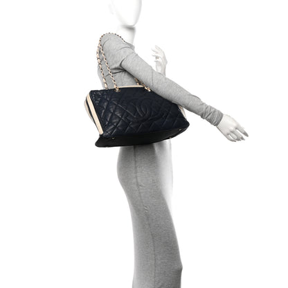Chanel Lambskin Quilted Lido Shoulder Bag Dark Navy Blue 2 of 20