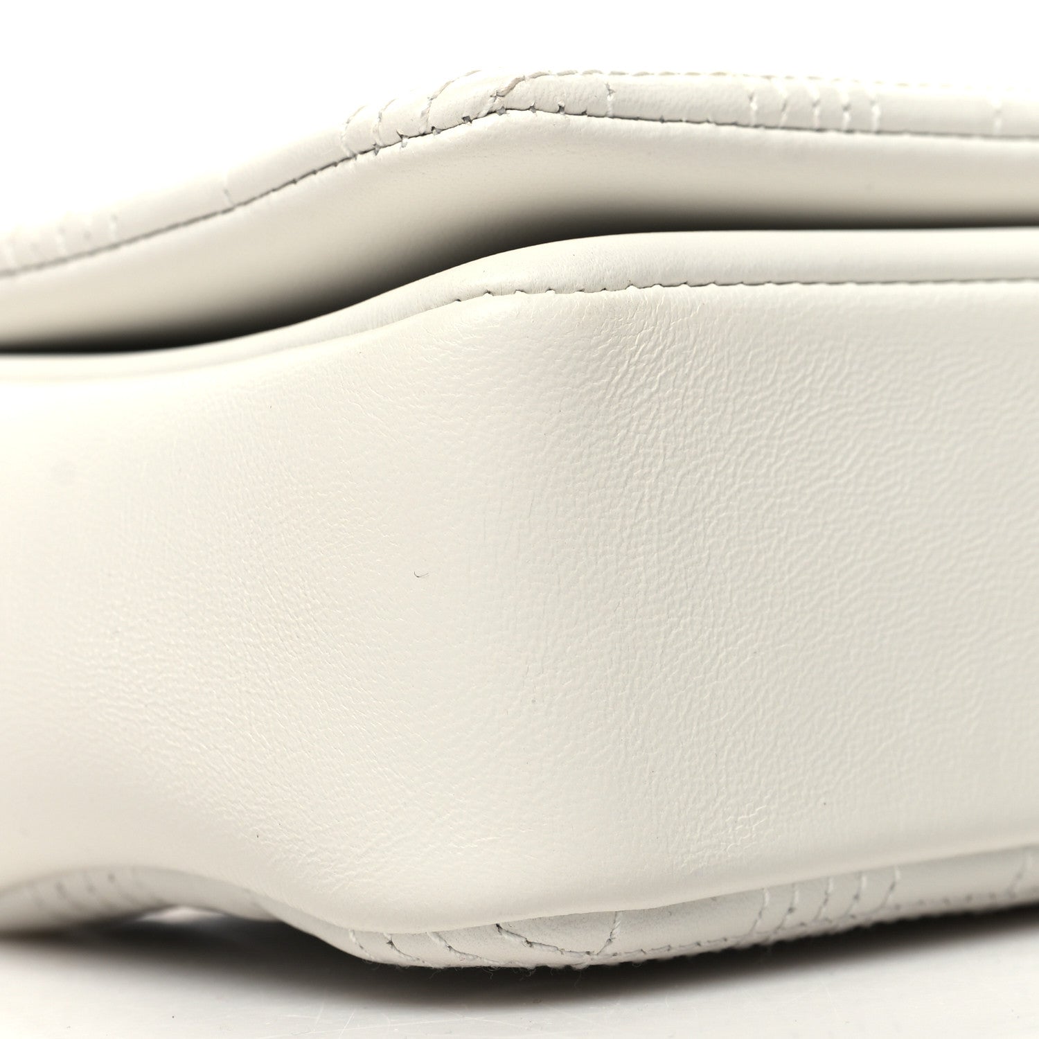 Burberry Lambskin Quilted Small Lola Bag White 10 of 11