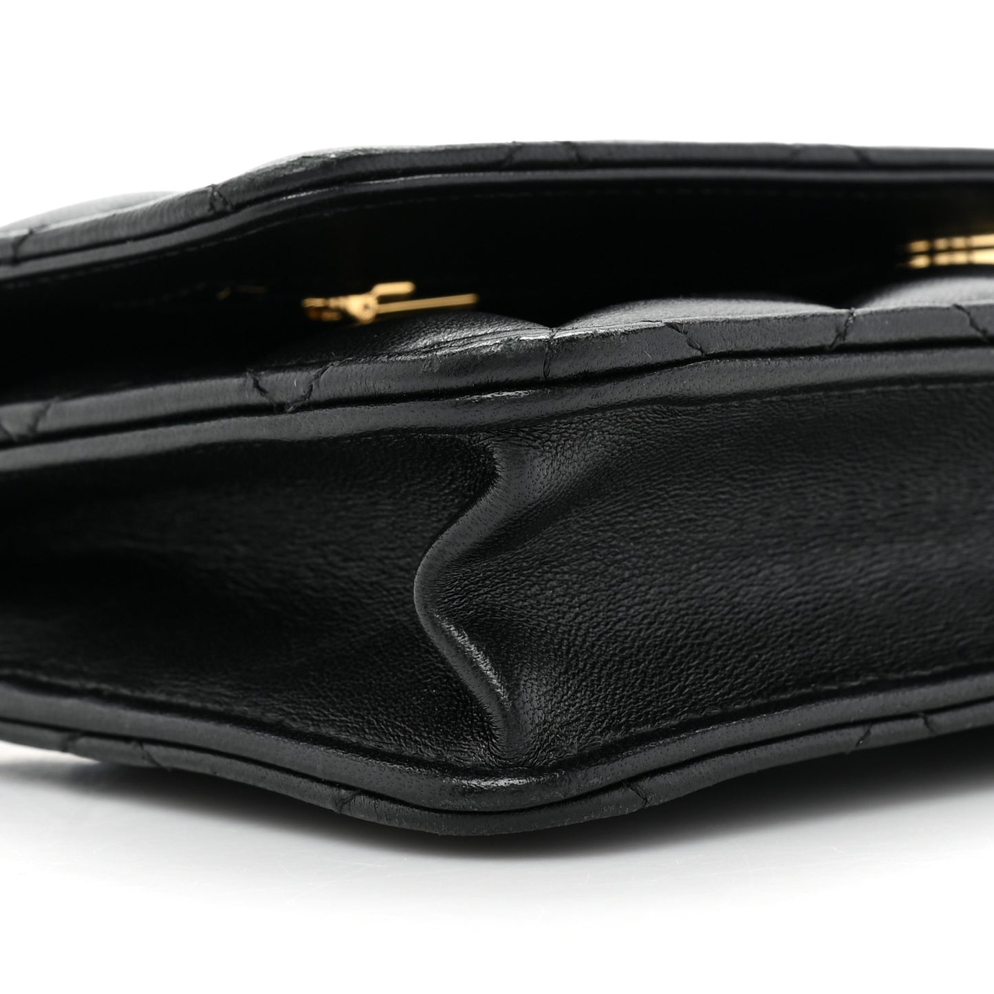 Lambskin Quilted Wallet On Chain WOC Black