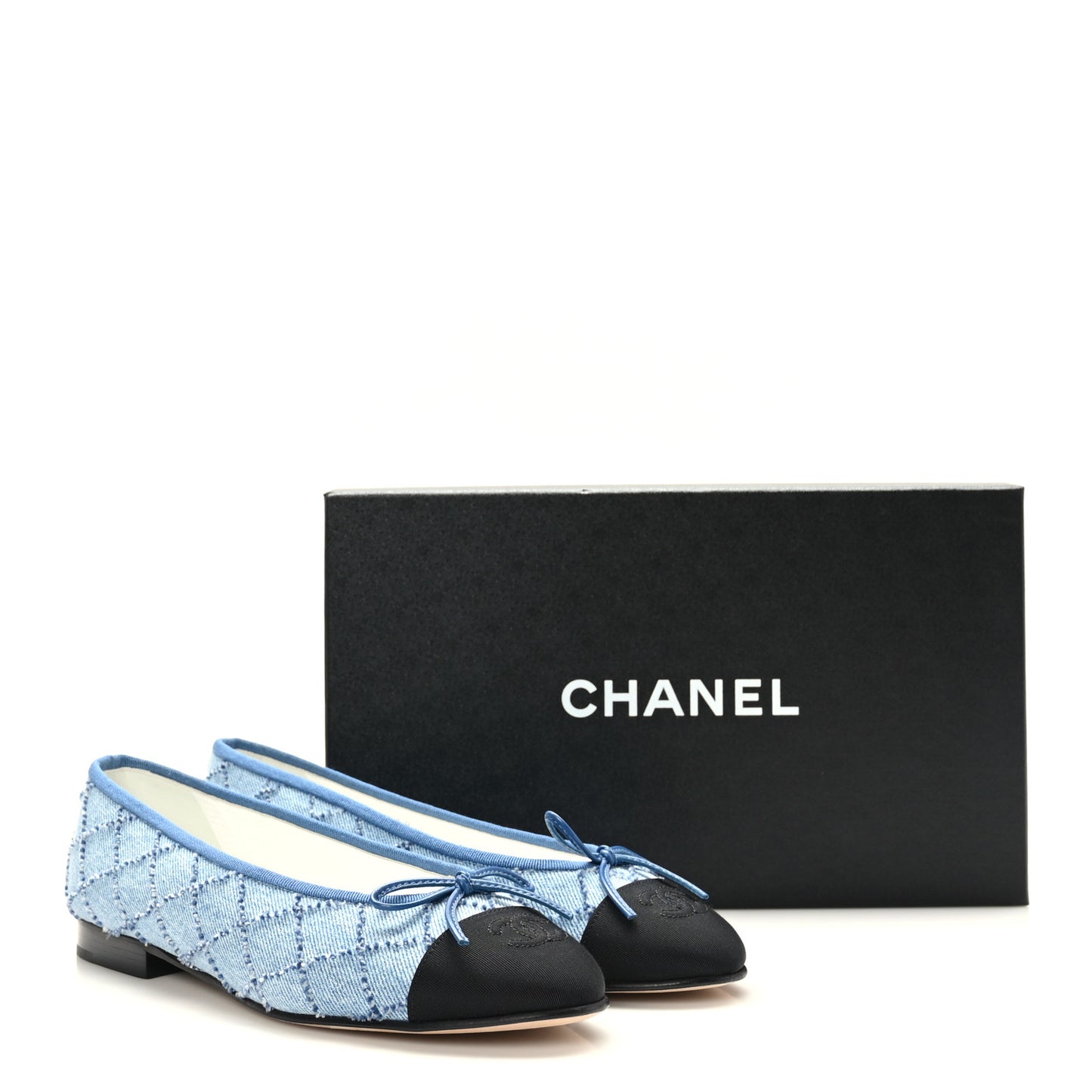 Denim Embroidered Grosgrain CC Cap Toe Ballerina Flats 38 Blue Black