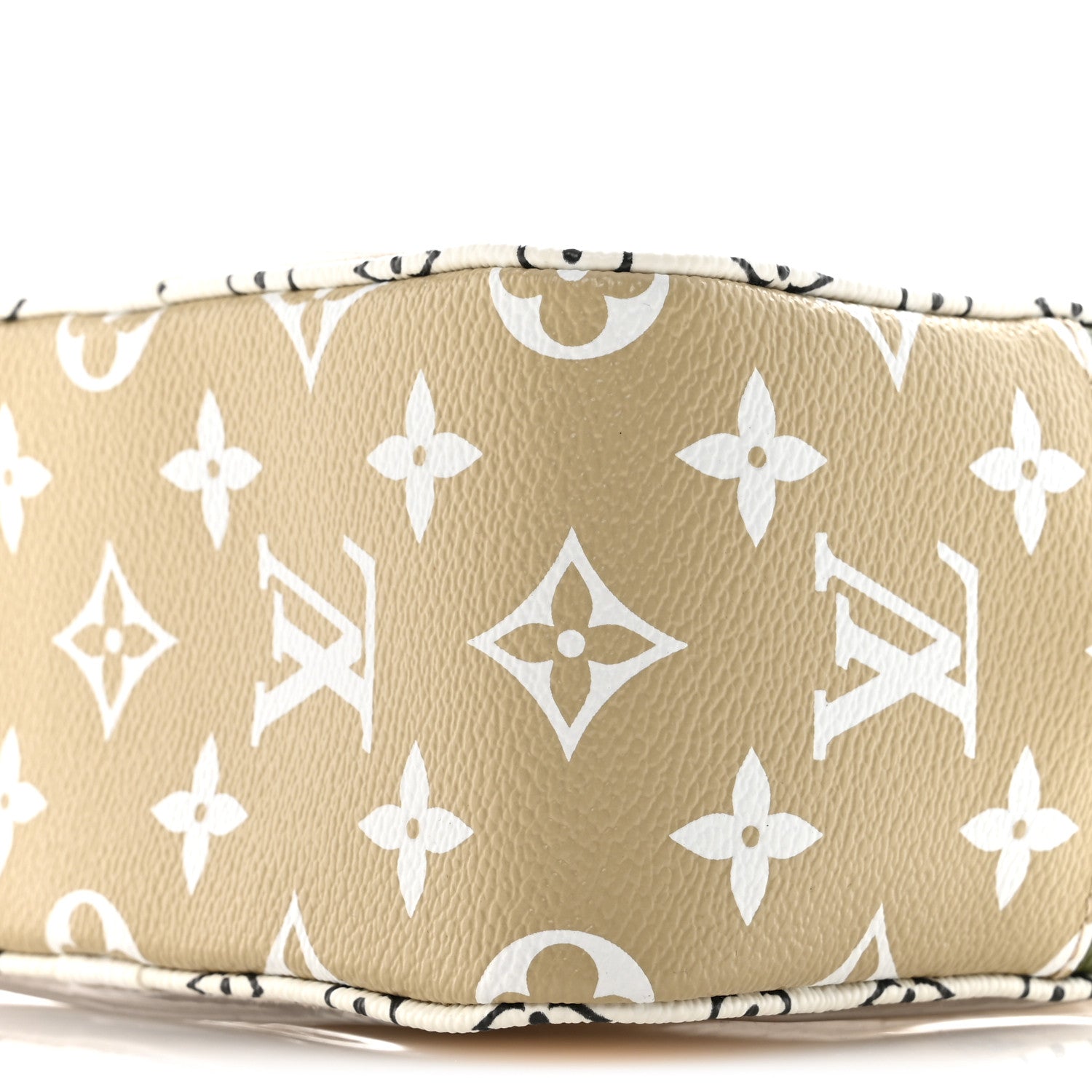 Louis Vuitton Monogram Giant Beach Pouch Kaki 10 of 11
