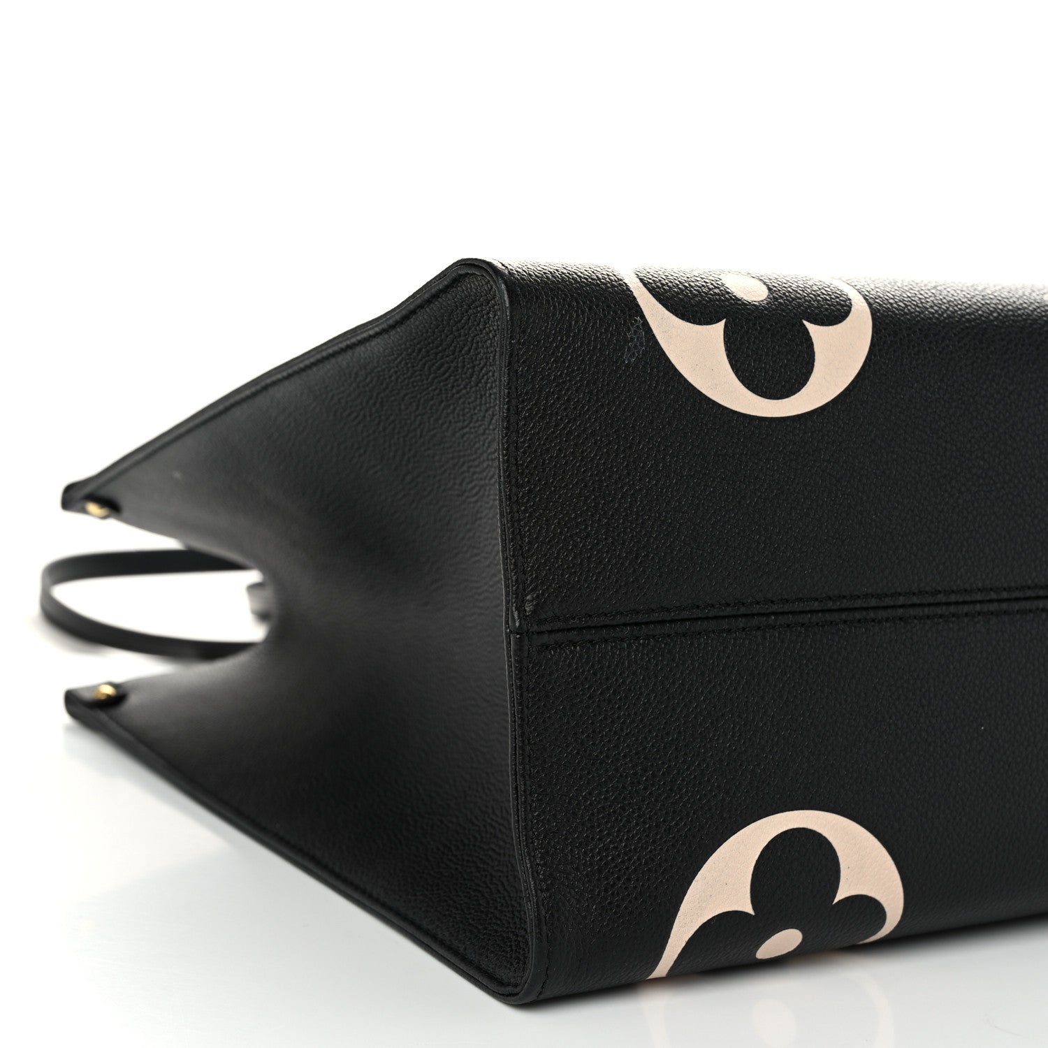 Louis Vuitton Empreinte Monogram Giant Onthego GM Black Beige 8 of 10