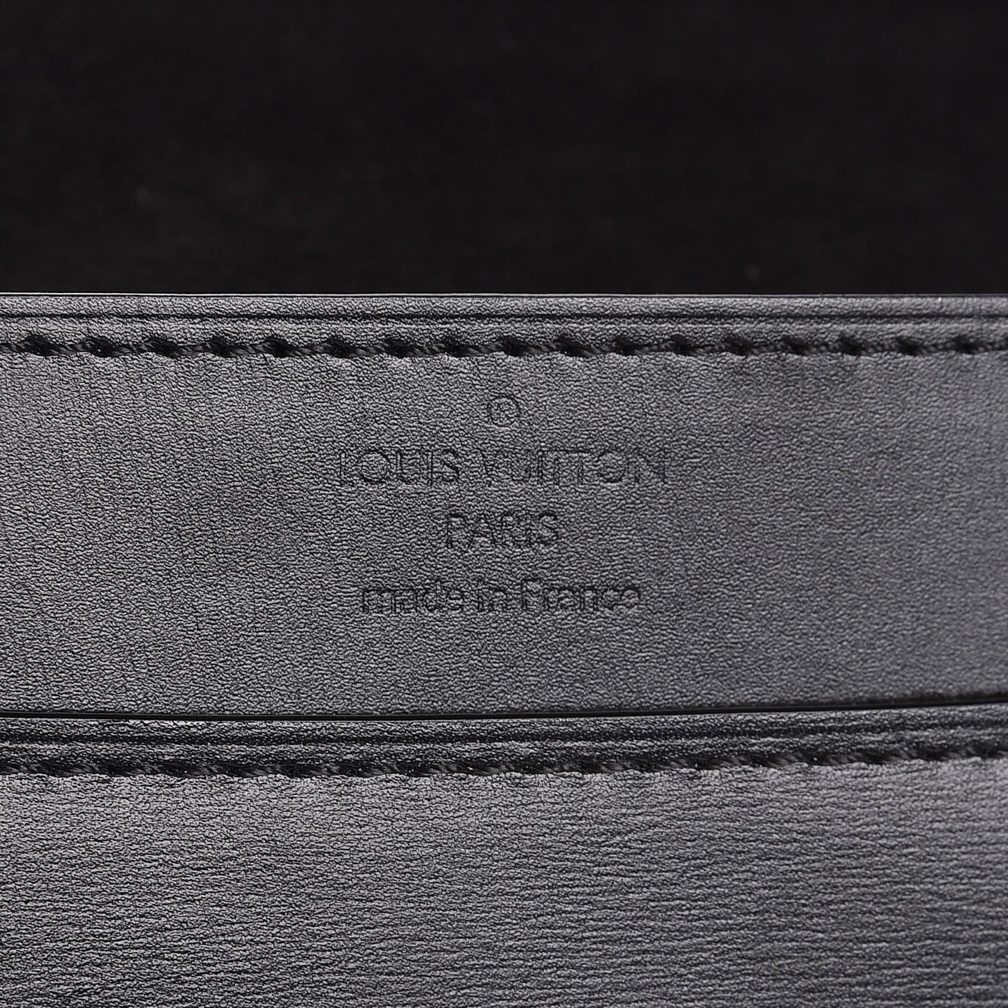 Calfskin Chain Louise GM Black