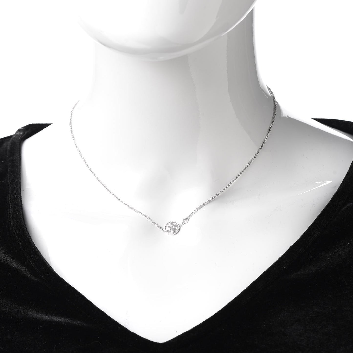 18K White Gold Diamond Idylle Blossom Pendant Necklace