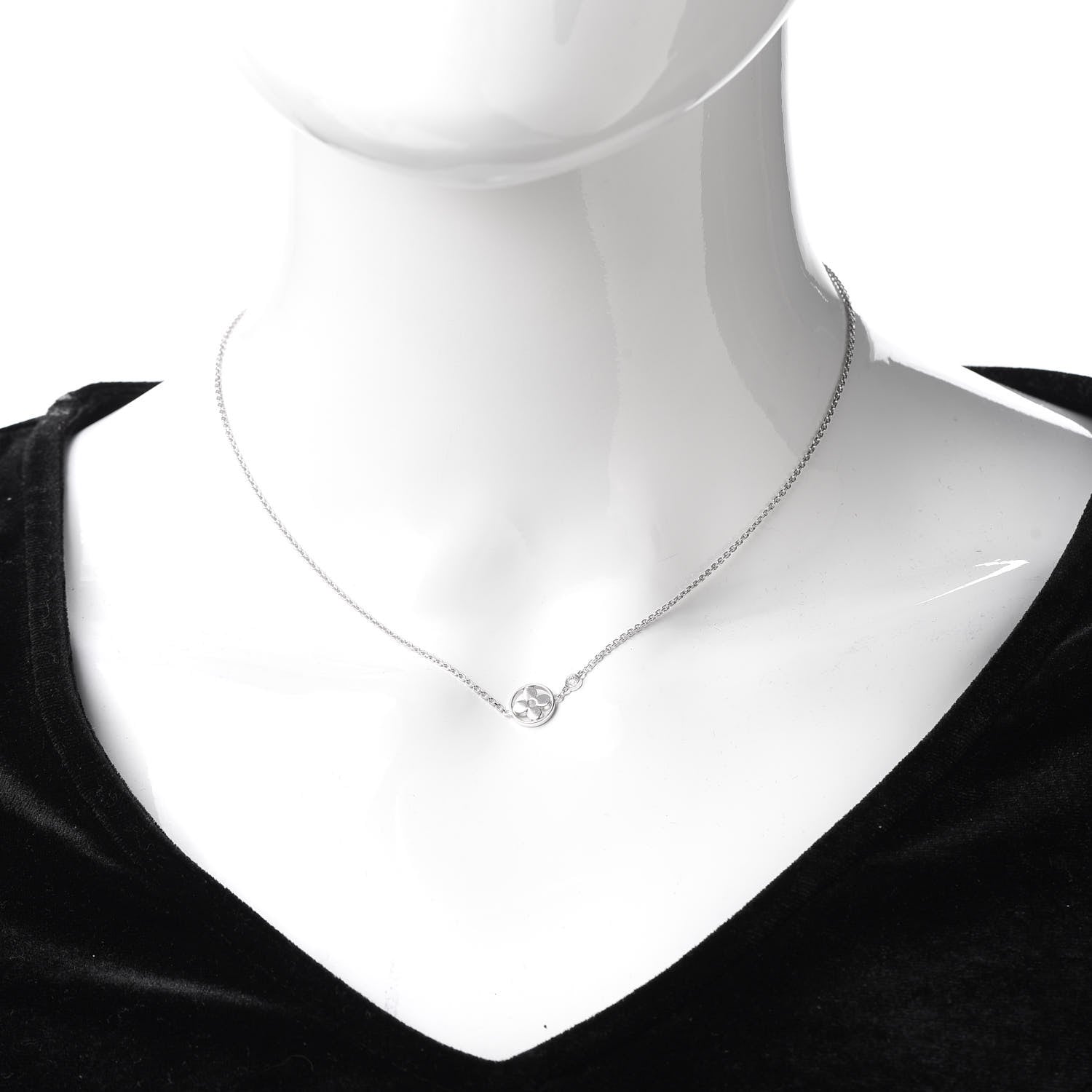 Louis Vuitton 18K White Gold Diamond Idylle Blossom Pendant Necklace 2 of 6