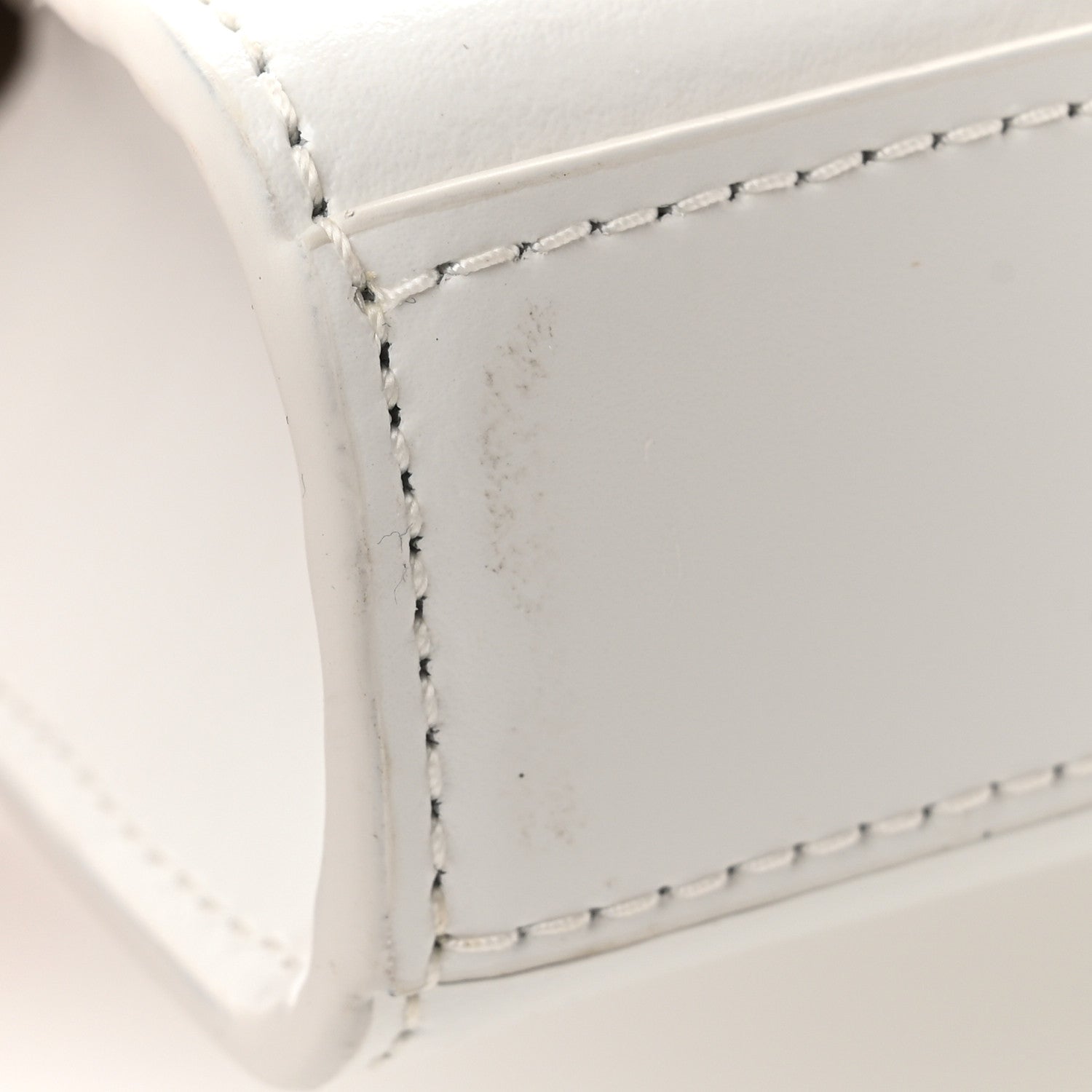 Marc Jacobs Calfskin Saint Marc Chain Wallet White 11 of 13