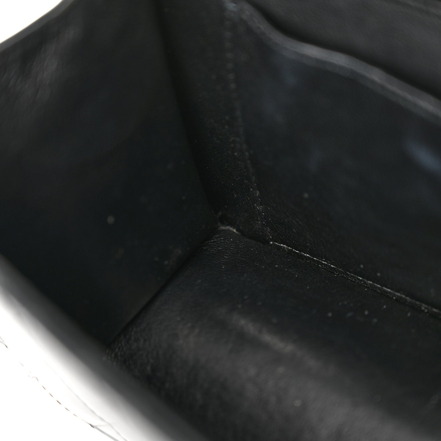 Patent Quilted Medium Single Flap Black