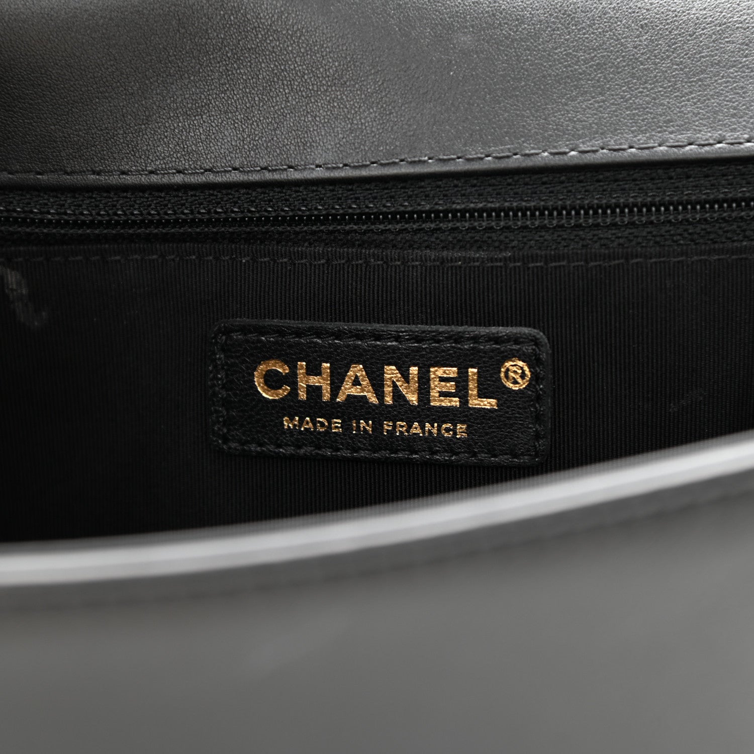 Chanel Calfskin Quilted New Medium Boy Top Handle Flap Black 5 of 11