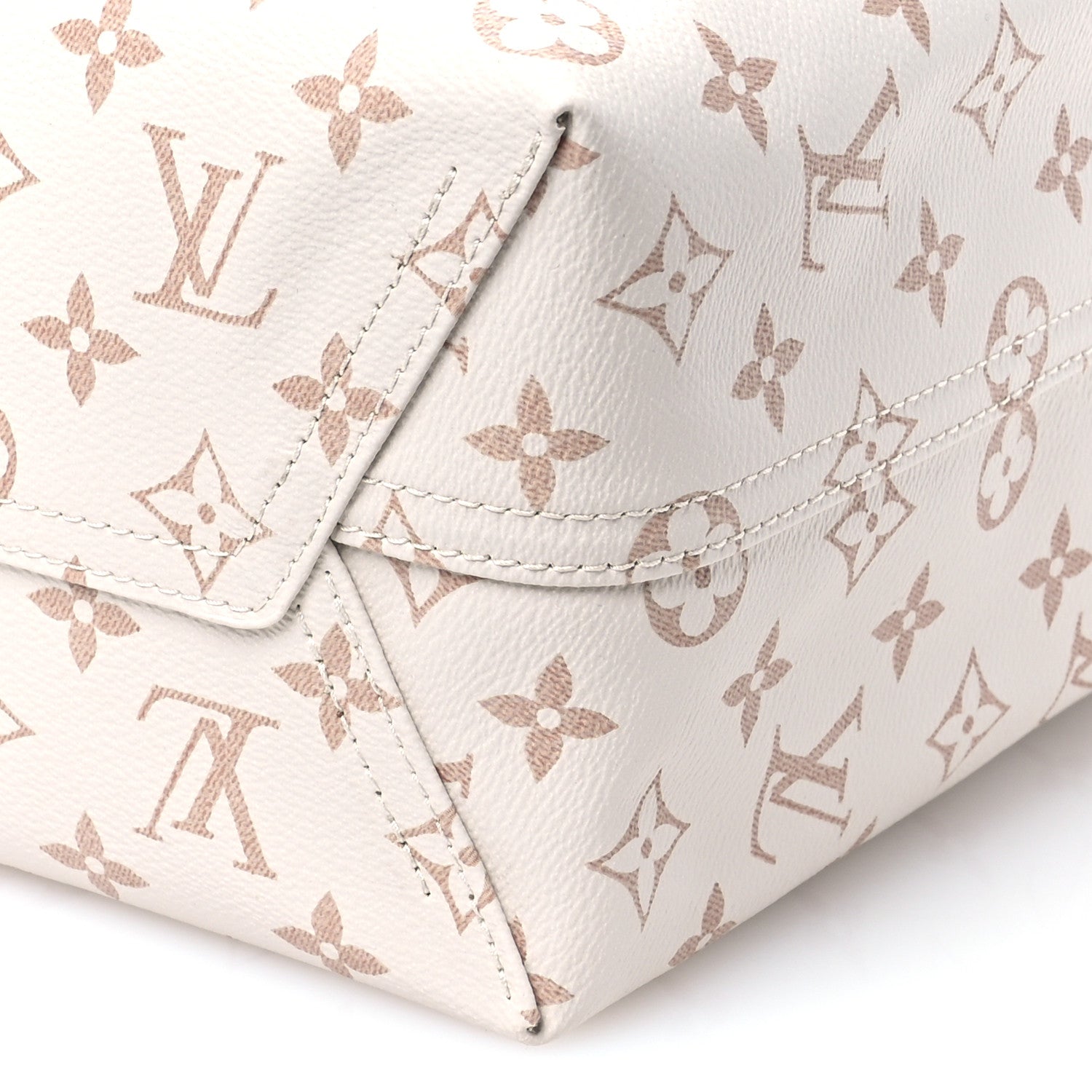 Louis Vuitton Monogram Dune Atlantis GM 9 of 9