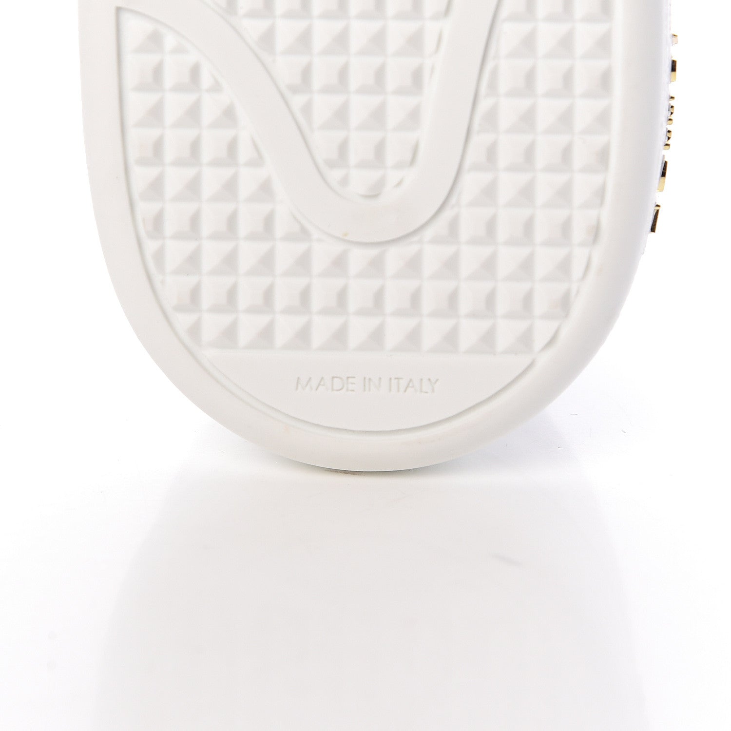 Louis Vuitton Calfskin Mink Fur Frontrow Sneakers 37.5 White 7 of 9