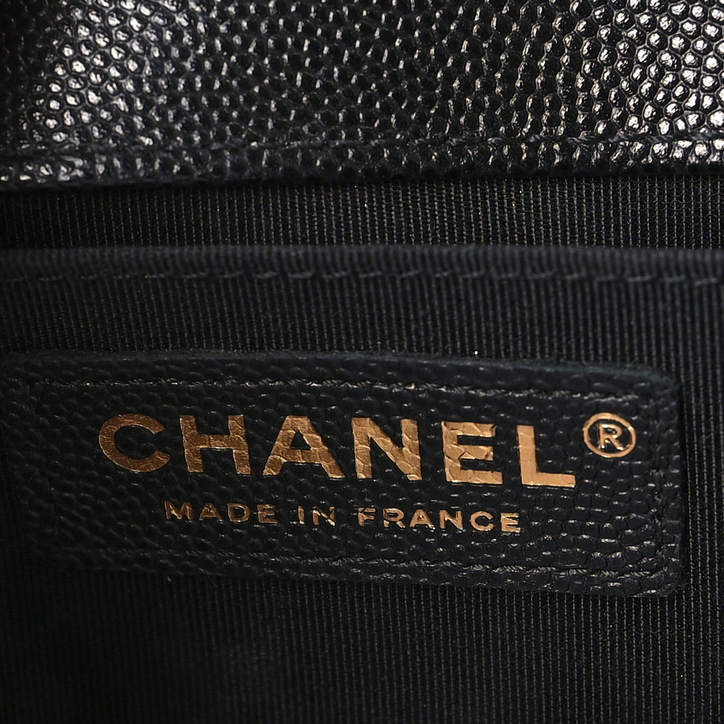 Caviar Quilted Medium Boy Flap Black