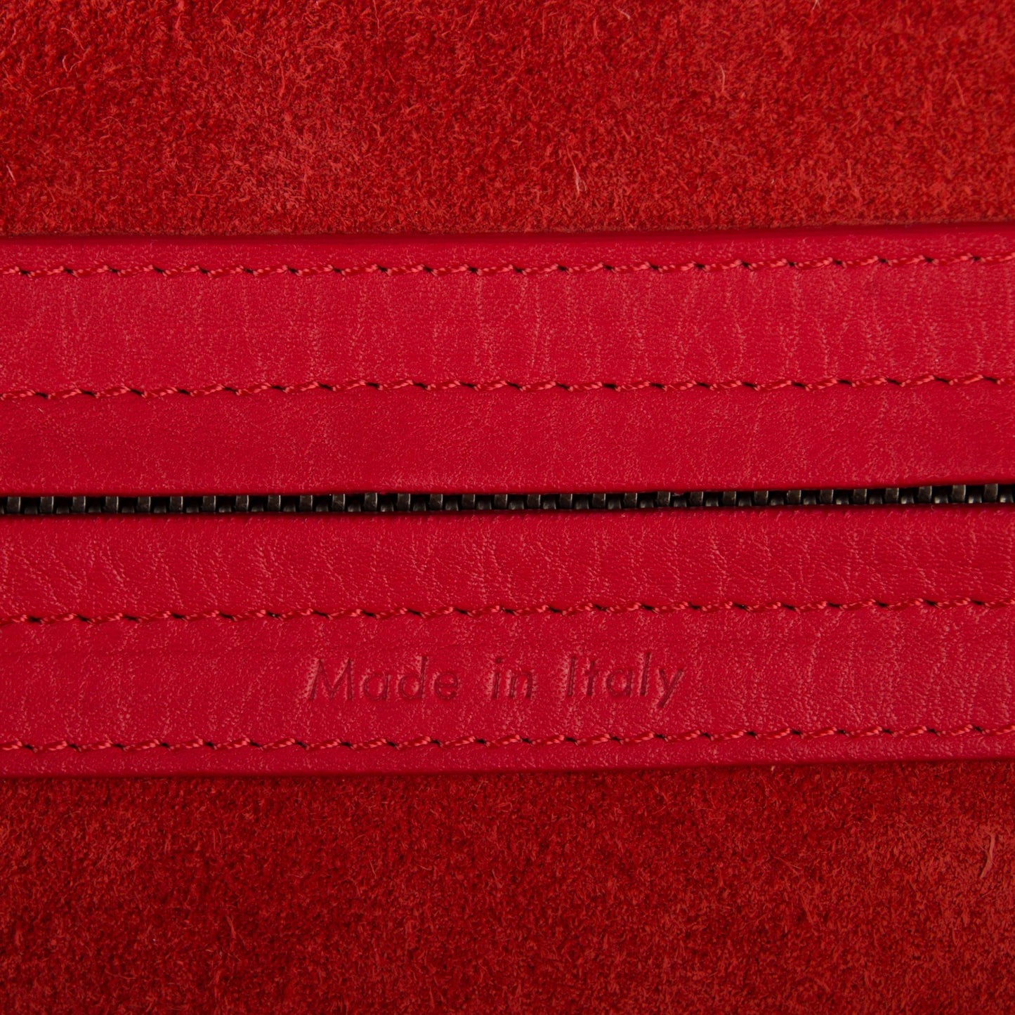 Supple Calfskin Medium Phantom Luggage Red