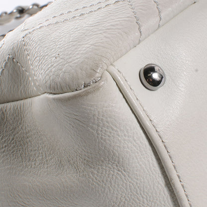 Chanel Calfskin Large Diamond Stitch Tote White 5 of 10