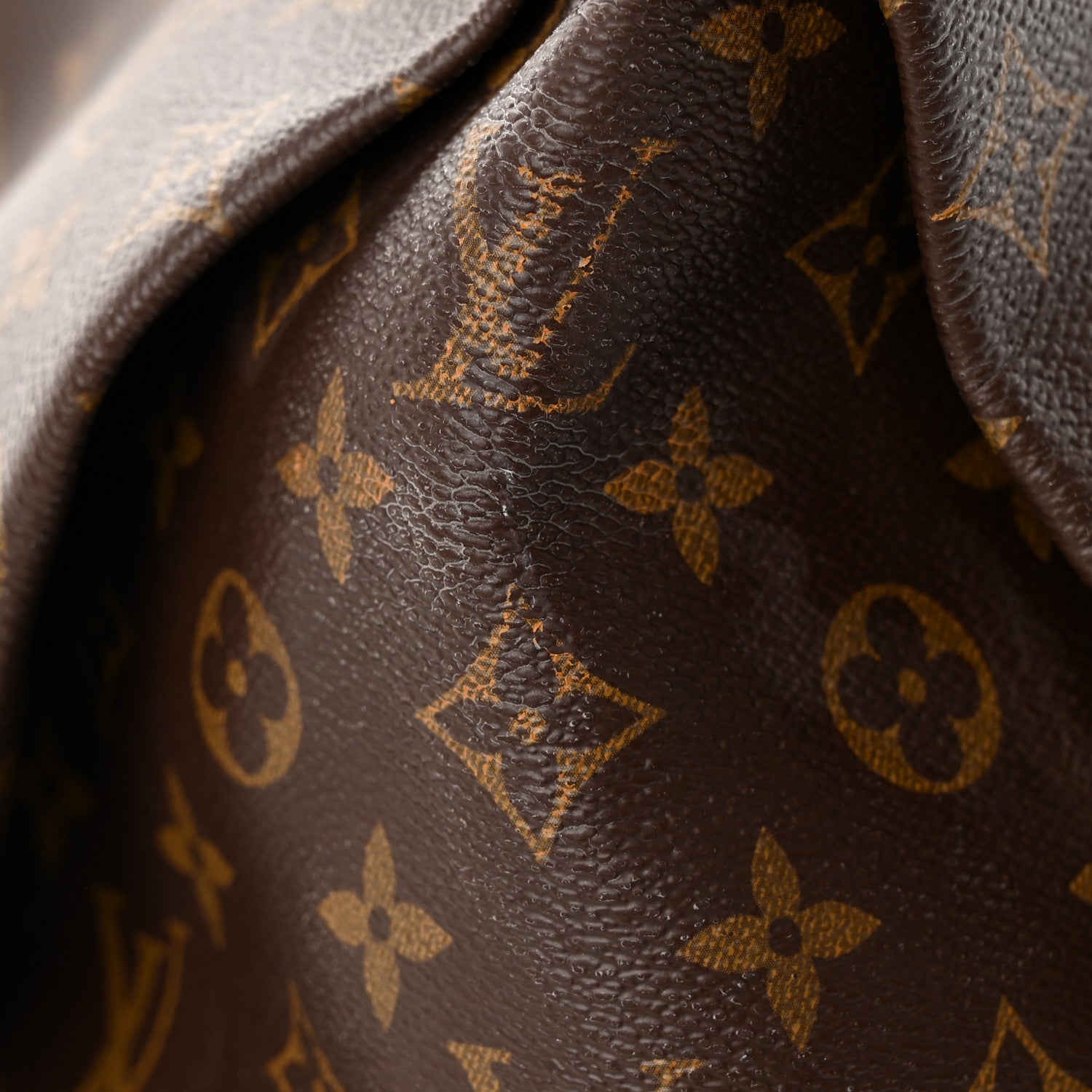 Louis Vuitton Monogram Artsy MM 19 of 21