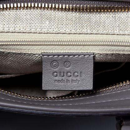Louis Vuitton Monogram Pochette Metis 20 of 27