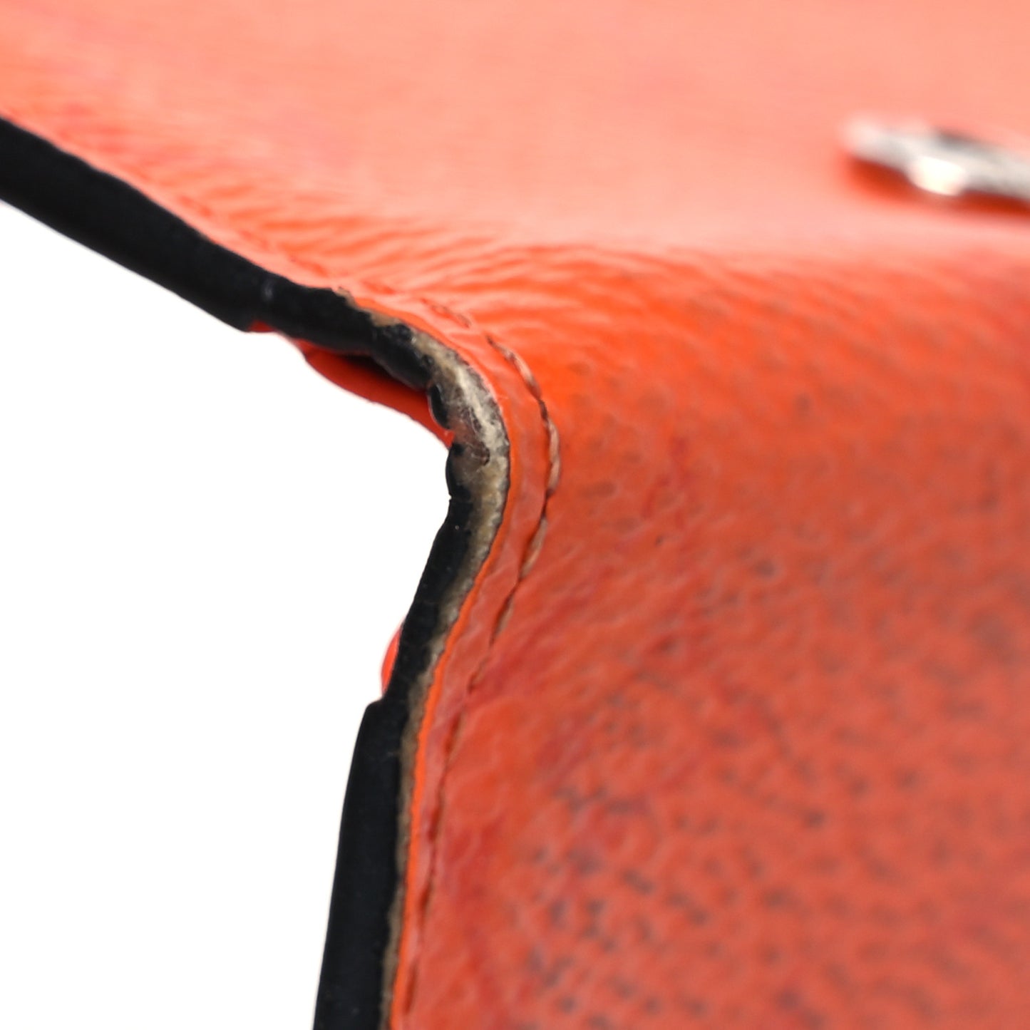 Monogram Taiga Discovery Compact Wallet Orange