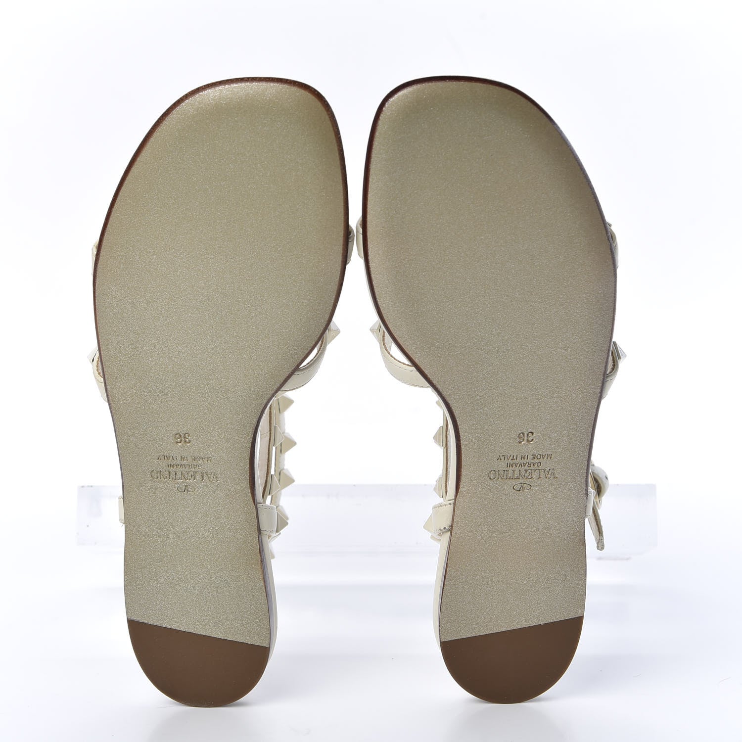 Valentino Garavani Calfskin Lacquered Monochrome Rockstud Gladiator Flat Sandals 36 Ivory 5 of 10