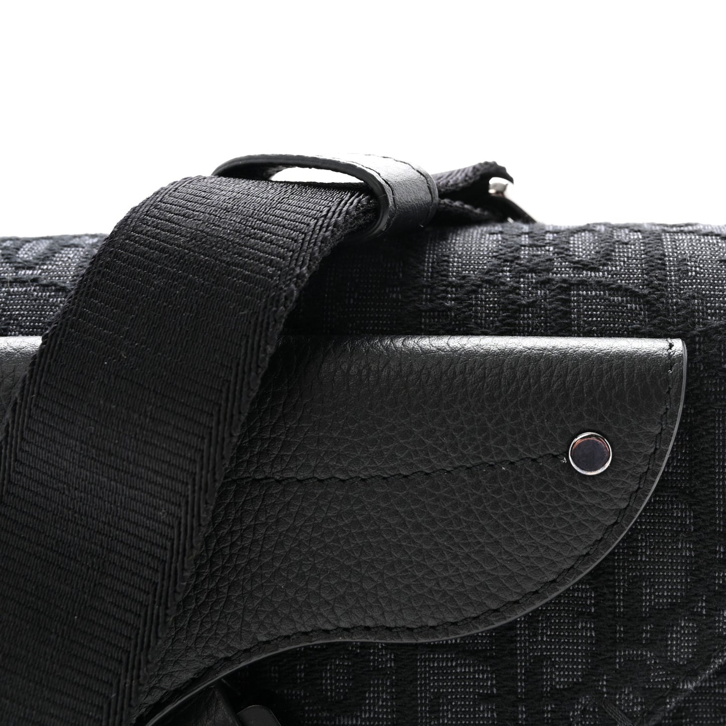 Oblique Saddle Messenger Pouch Blue Black