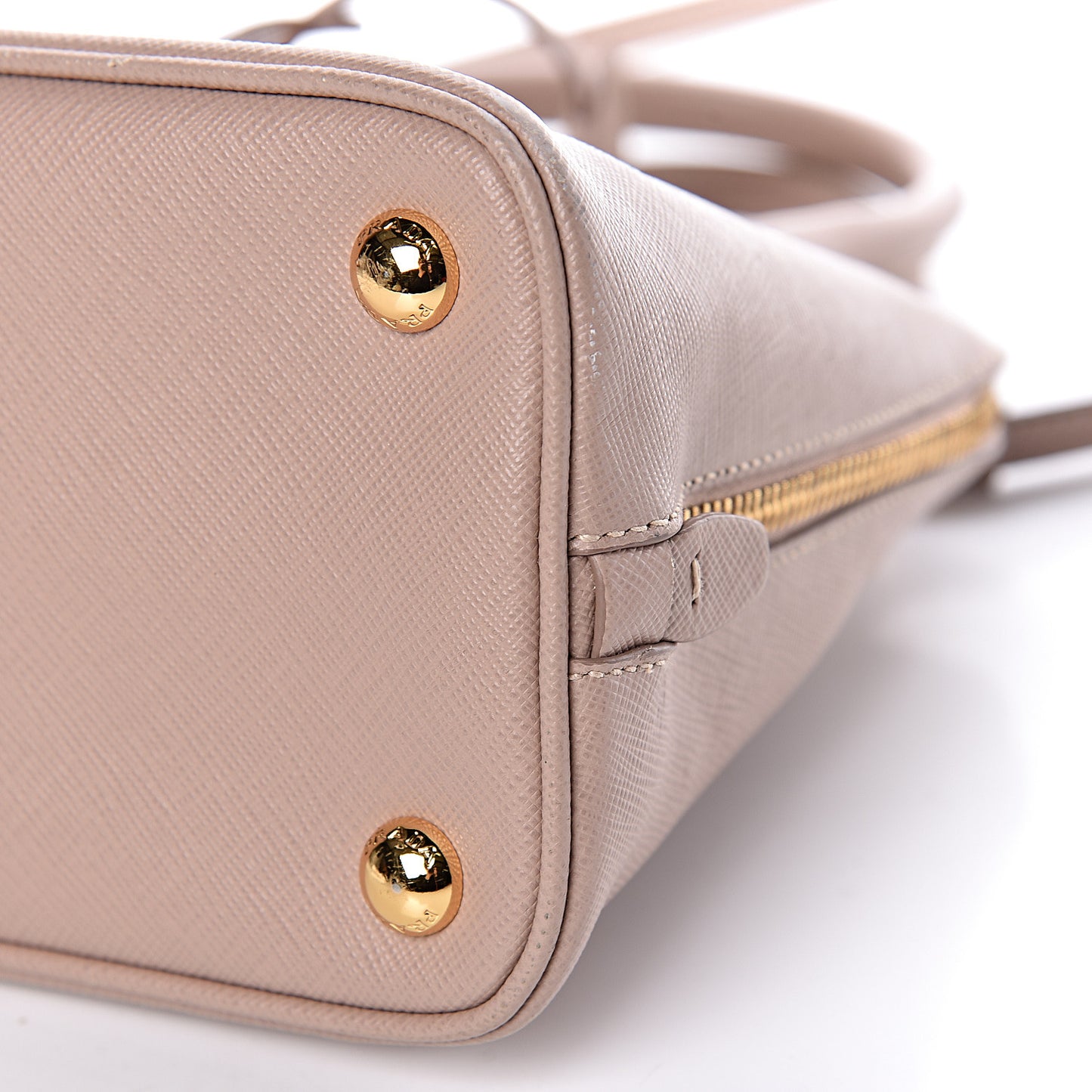 Saffiano Lux Small Promenade Tote Cammeo
