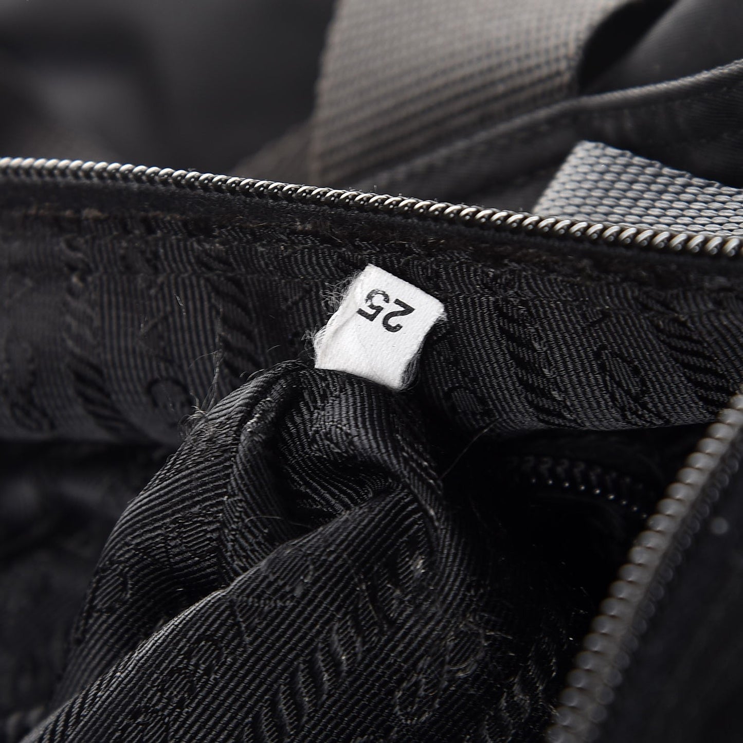 Tessuto Nylon Tote Nero Black