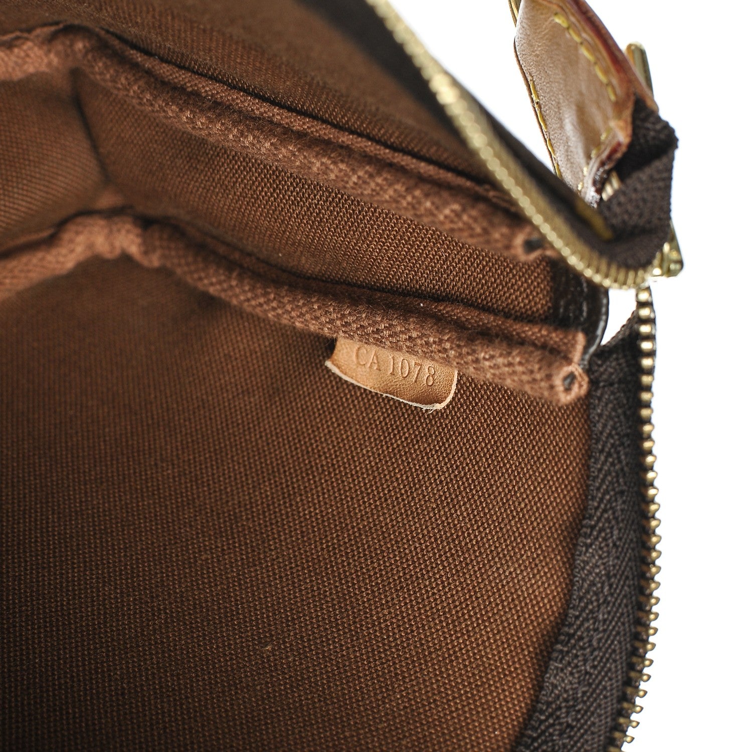 Louis Vuitton Monogram Pochette Accessories 7 of 7