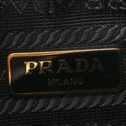 Prada Saffiano Re-Edition 2005 Shoulder Bag White 6 of 14
