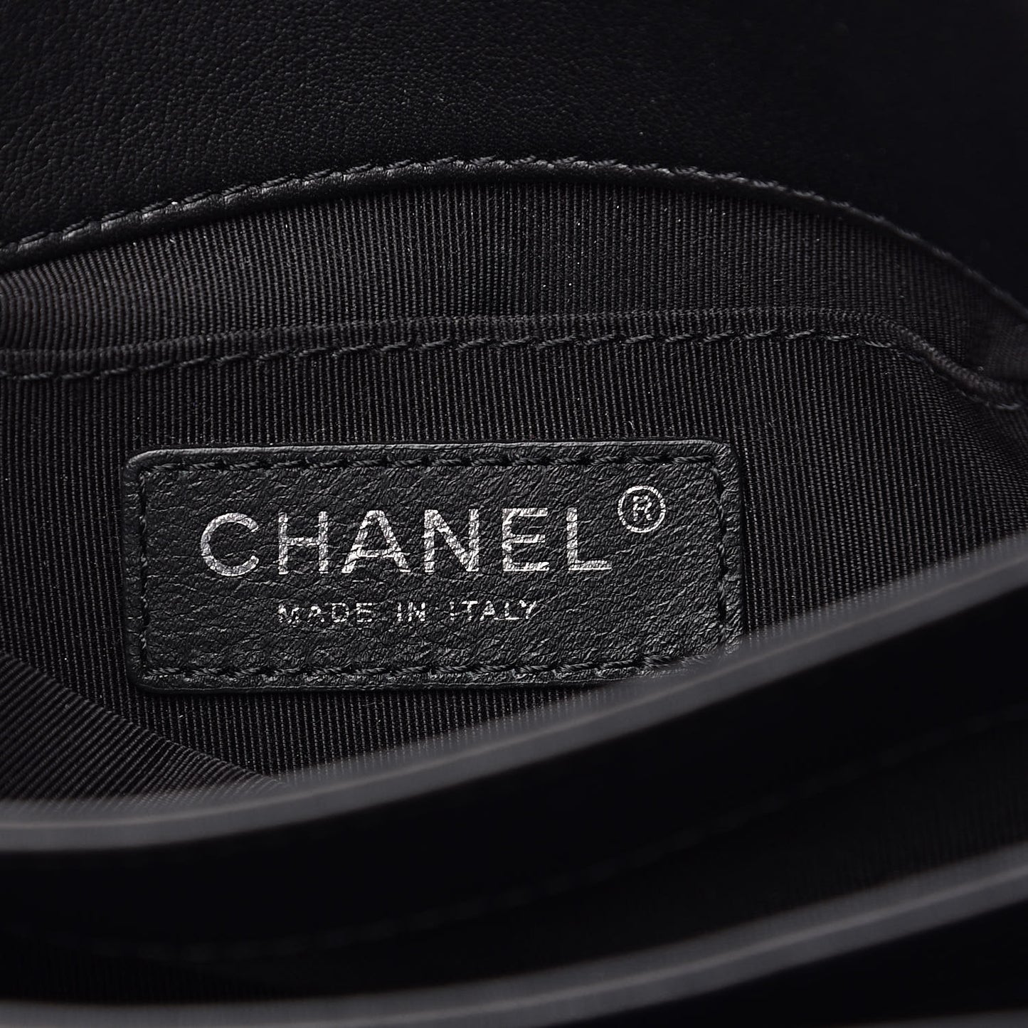Calfskin Mini Tramezzo Flap Black