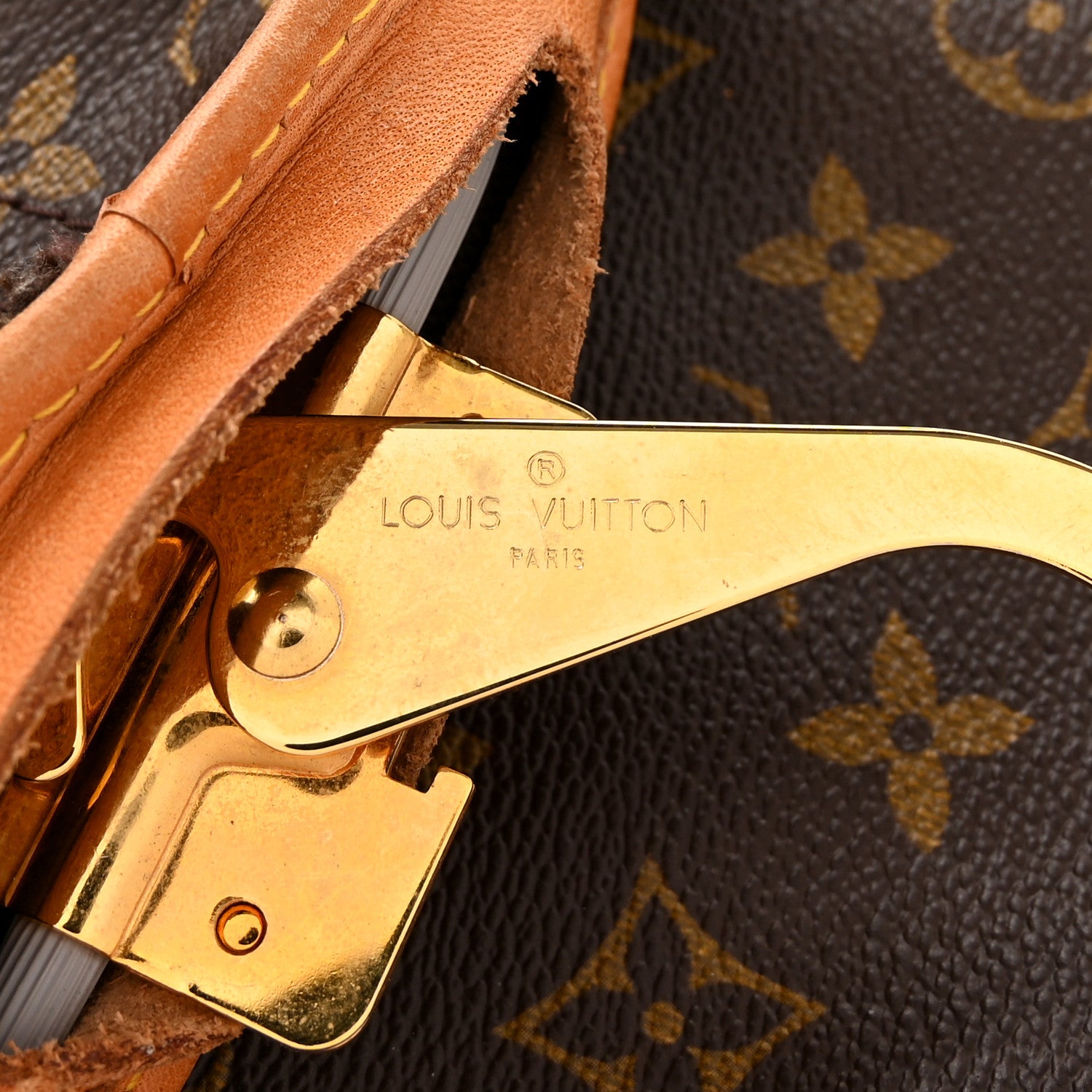Louis Vuitton Monogram Garment Cover 7 of 13