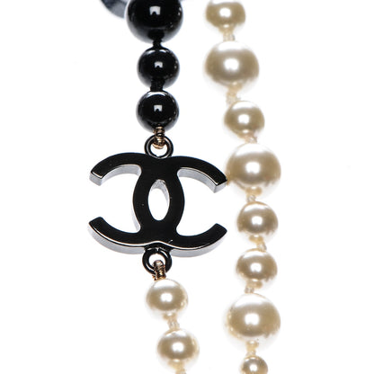 Chanel Pearl Beaded CC Long Necklace Black White 5 of 6