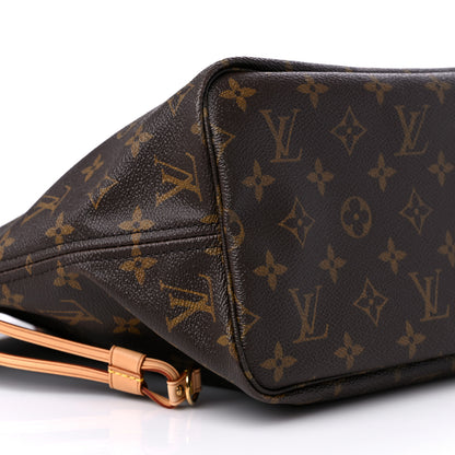 Louis Vuitton Monogram Neverfull MM 8 of 11